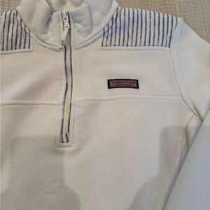 Vineyard Vines White and Blue woman’s Shep shirt sweatshirt pullover